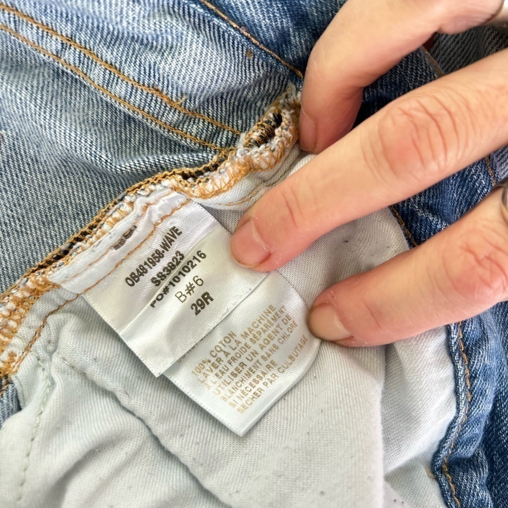 BDG Urban Outfitters Light Blue Wash Size W29 Jeans Denim Distressed Ripped - Picture 6 of 13
